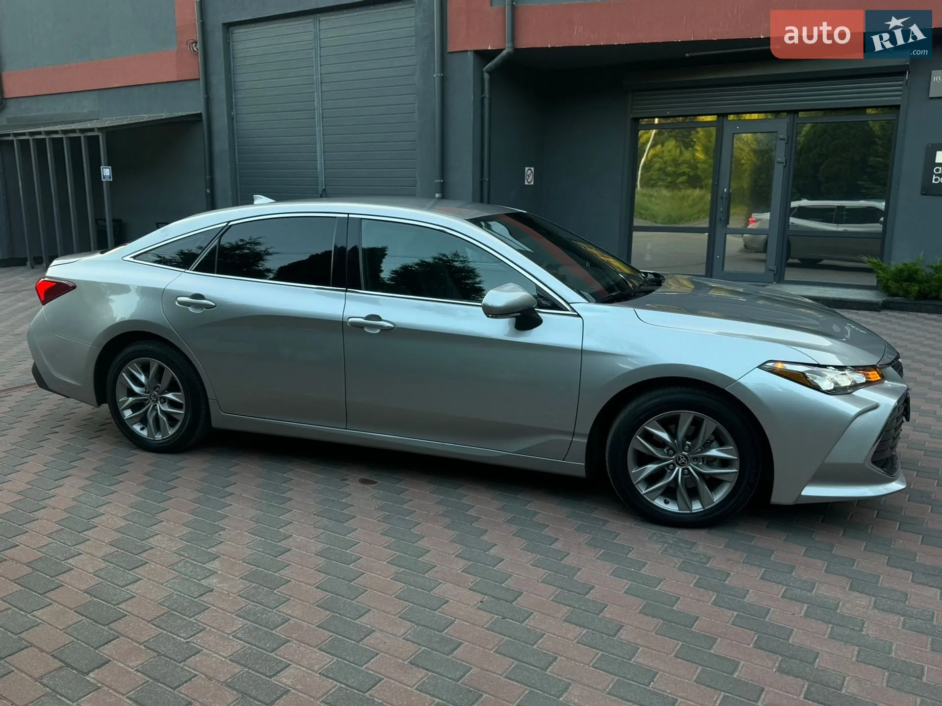 2022 Toyota Avalon - мініатюра 16