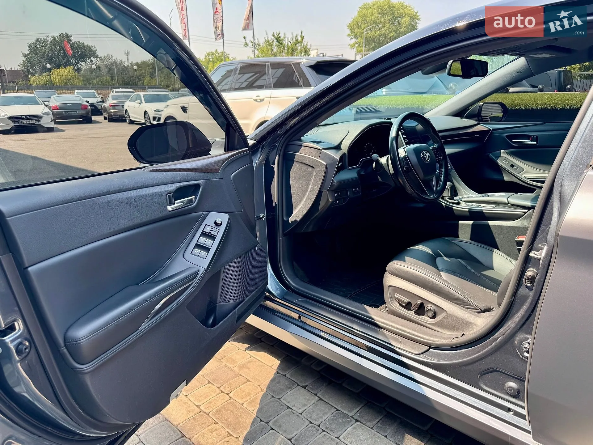 2018 Toyota Avalon - мініатюра 13