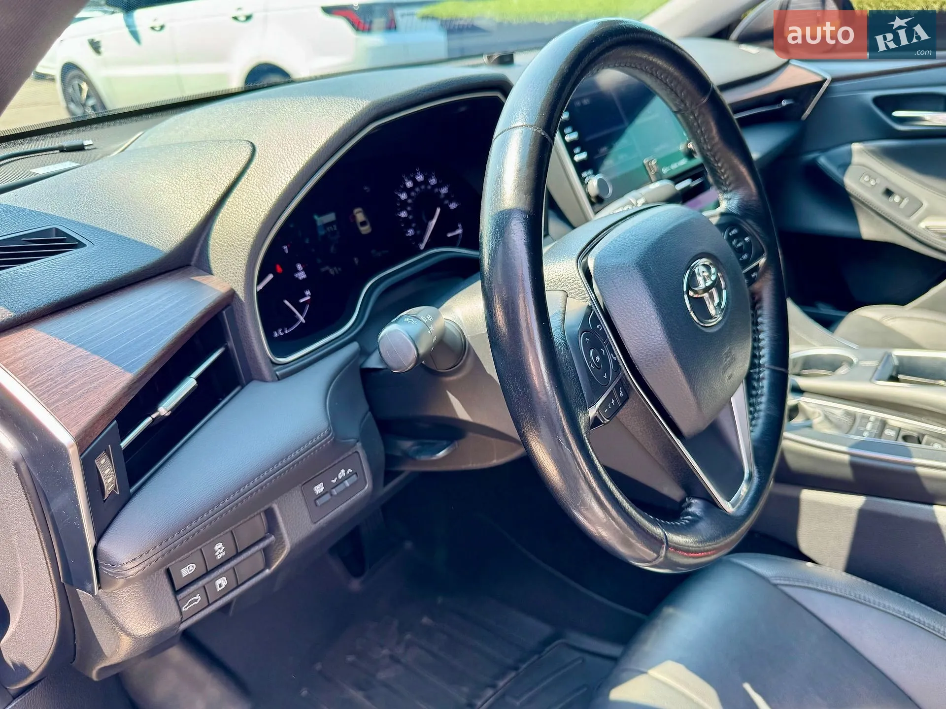 2018 Toyota Avalon - мініатюра 16
