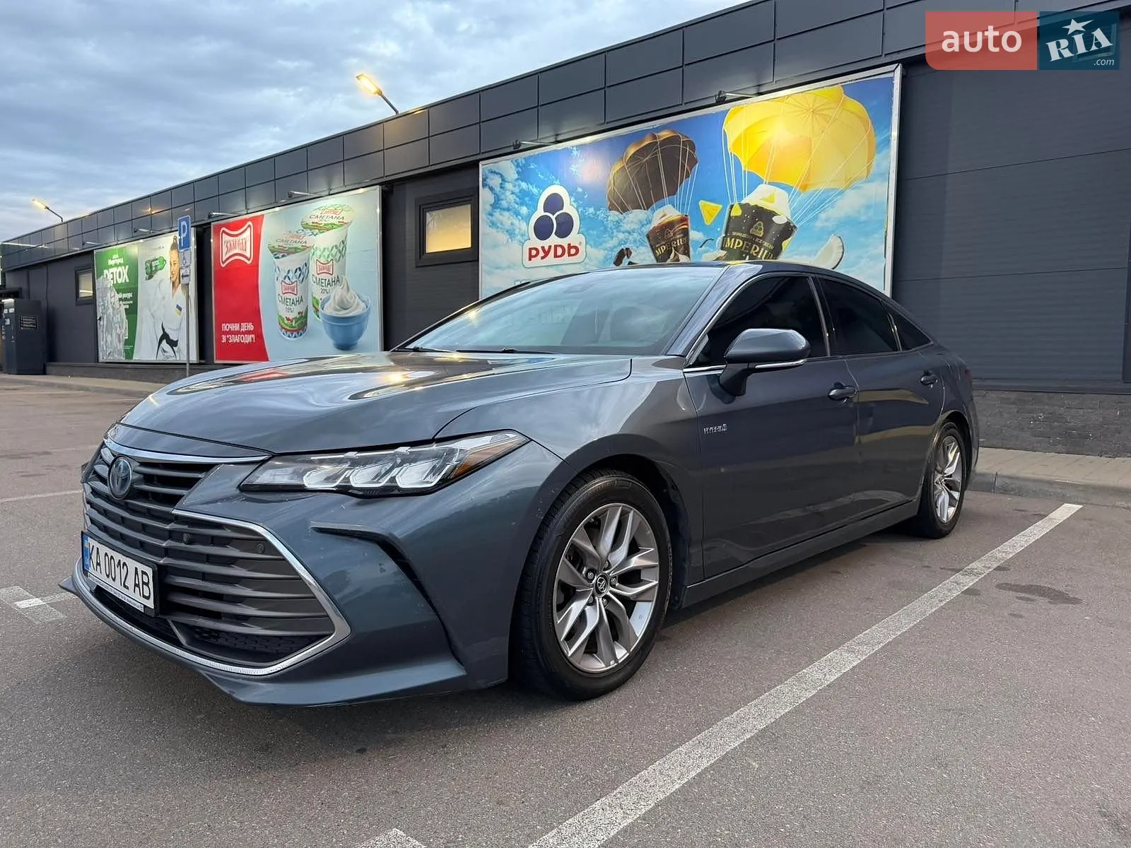 2019 Toyota Avalon - мініатюра 2