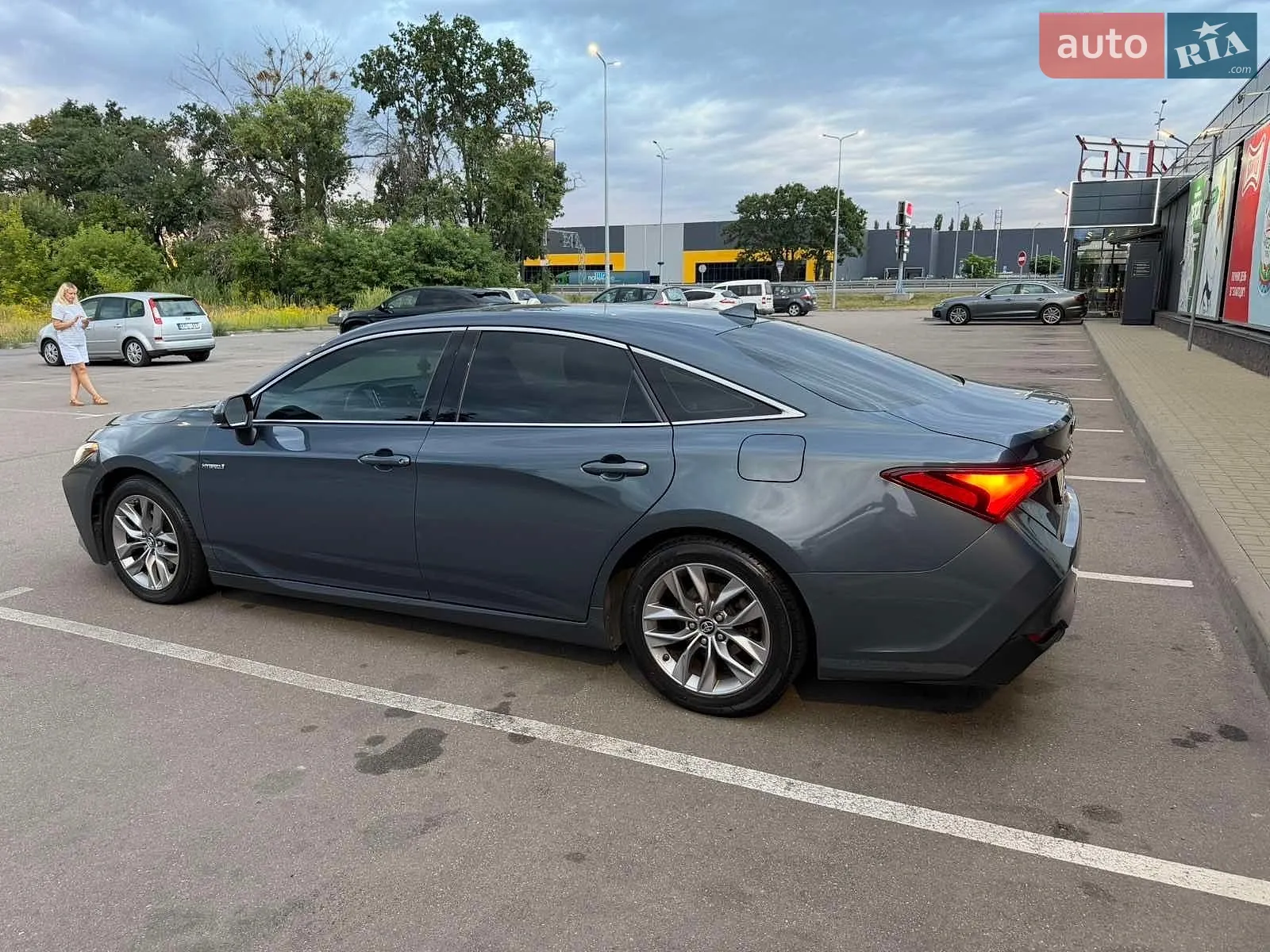 2019 Toyota Avalon - мініатюра 5