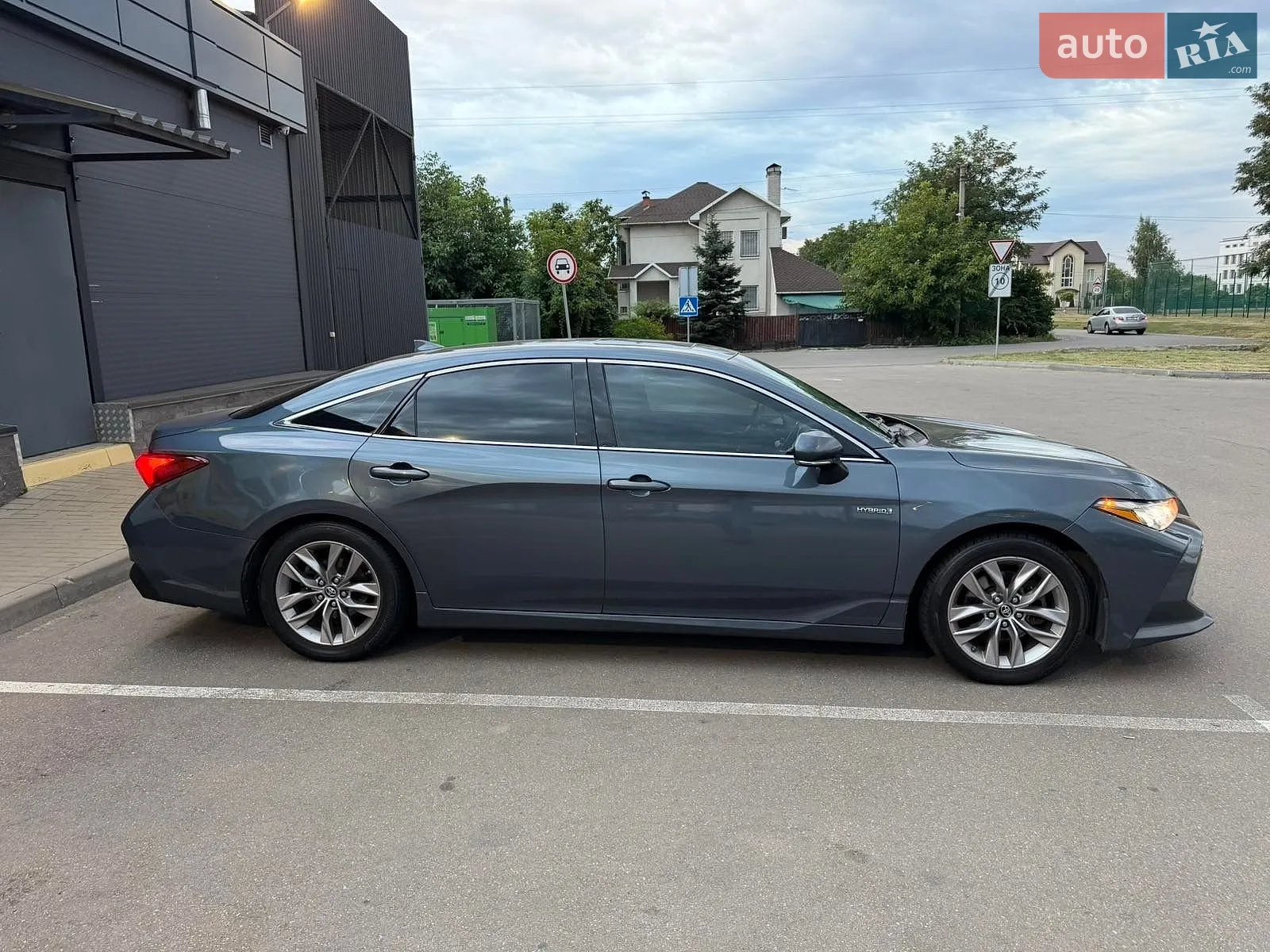 2019 Toyota Avalon - мініатюра 8
