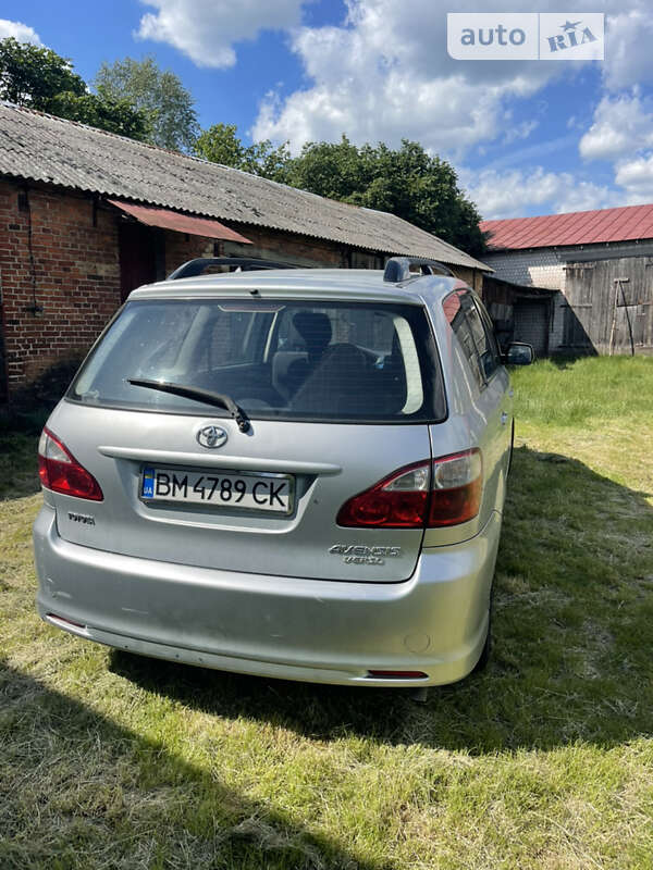 Мінівен Toyota Avensis Verso 2004 в Сумах