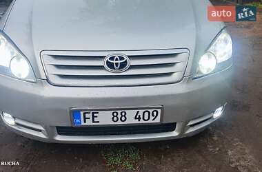 Минивэн Toyota Avensis Verso 2002 в Харькове