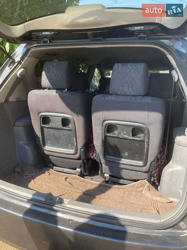 Минивэн Toyota Avensis Verso 2003 в Одессе фото 9 Минивэн Toyota Avensis Verso 2003 в Одессе