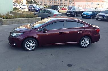 Седан Toyota Avensis 2013 в Киеве