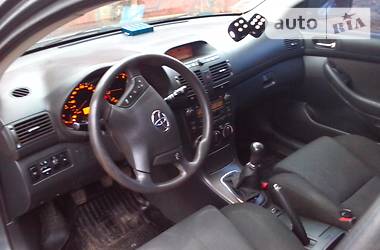 Седан Toyota Avensis 2003 в Одессе