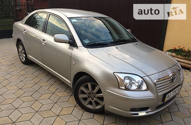  Toyota Avensis 2004 в Ужгороді