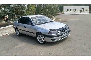 Седан Toyota Avensis 2002 в Одессе