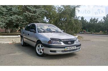 Седан Toyota Avensis 2002 в Одессе