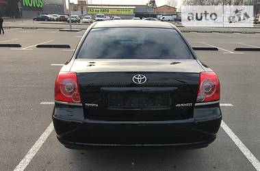 Седан Toyota Avensis 2009 в Киеве