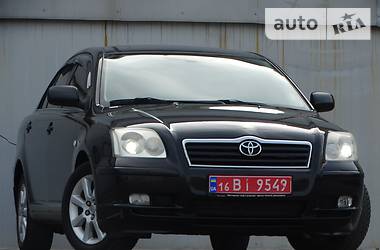 Седан Toyota Avensis 2004 в Одессе