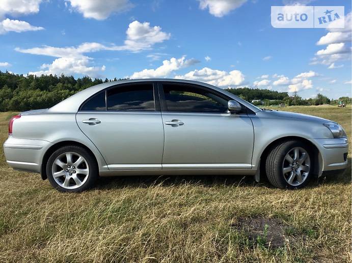 Toyota Avensis 2006 года