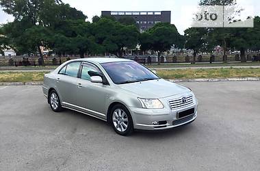 Седан Toyota Avensis 2005 в Харькове