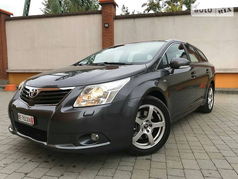 Универсал Toyota Avensis 2011 в Коломые