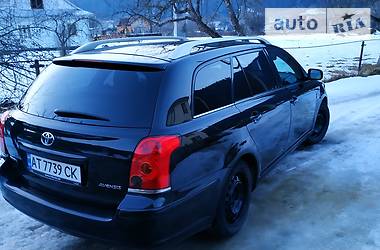 Универсал Toyota Avensis 2005 в Верховине