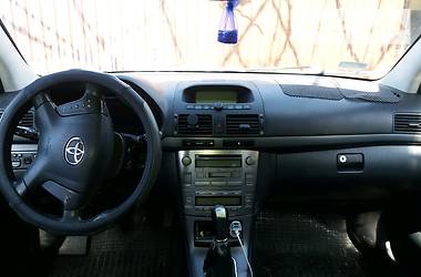Универсал Toyota Avensis 2003 в Луцке