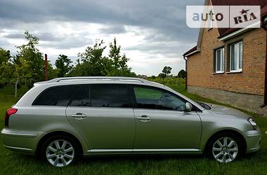 Універсал Toyota Avensis 2008 в Луцьку