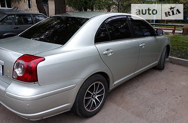 Седан Toyota Avensis 2006 в Ивано-Франковске