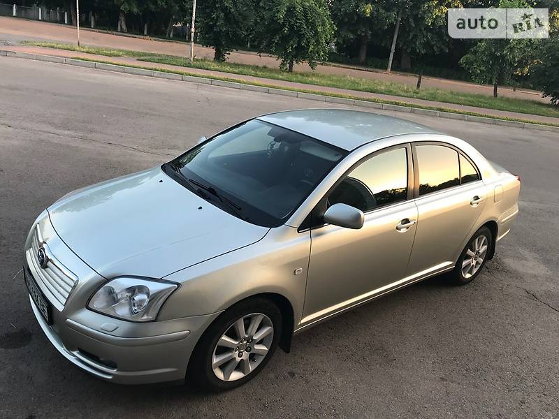 Седан Toyota Avensis 2003 в Бердичеві
