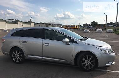 Toyota Avensis 2010