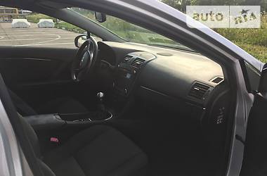 Універсал Toyota Avensis 2010 в 