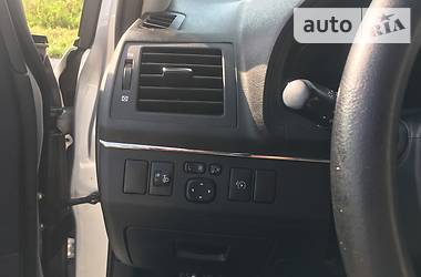 Універсал Toyota Avensis 2010 в 