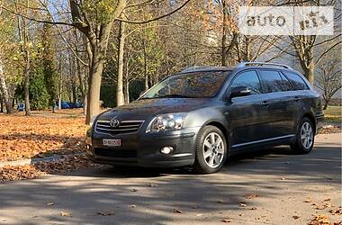 Универсал Toyota Avensis 2008 в Ровно