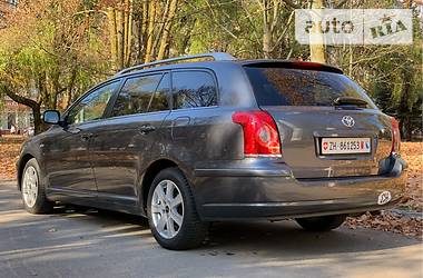 Универсал Toyota Avensis 2008 в Ровно