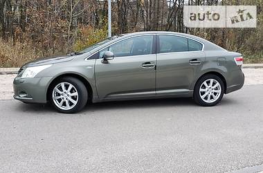 Седан Toyota Avensis 2009 в Днепре