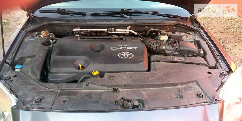 Универсал Toyota Avensis 2006 в Тернополе