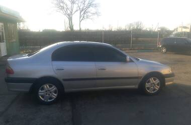 Седан Toyota Avensis 2001 в 