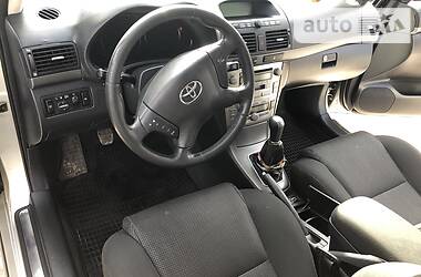 Універсал Toyota Avensis 2004 в 