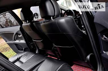 Седан Toyota Avensis 2012 в 