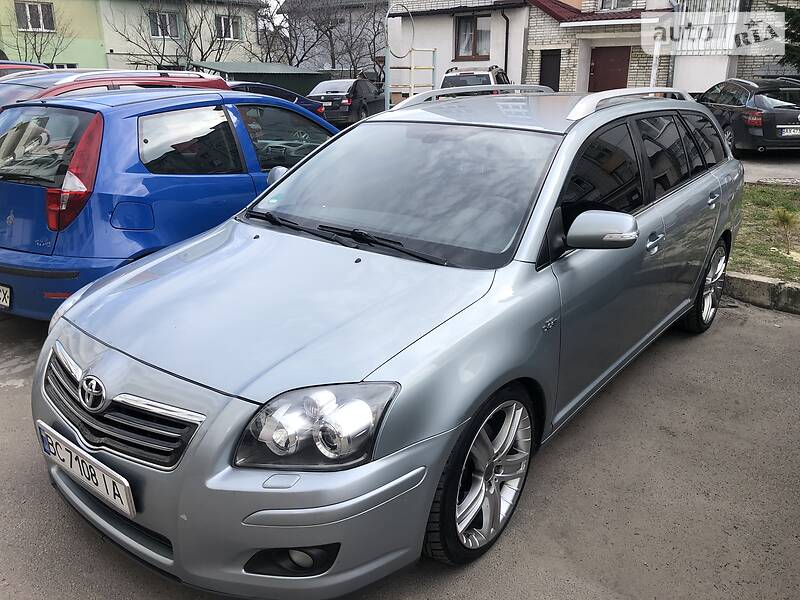 Універсал Toyota Avensis 2007 в Львові