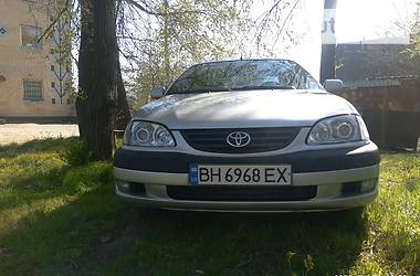 Седан Toyota Avensis 2001 в 