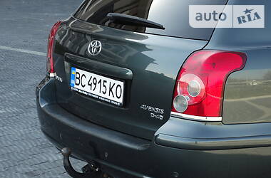 Універсал Toyota Avensis 2008 в 