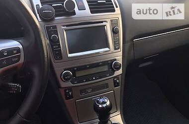 Універсал Toyota Avensis 2012 в 
