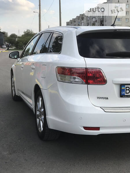 Універсал Toyota Avensis 2011 в Дубні фото 20 Універсал Toyota Avensis 2011 в Дубні