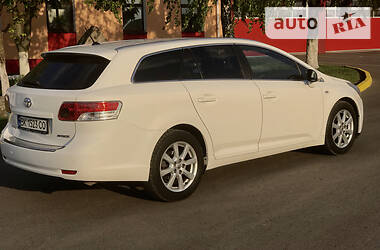 Універсал Toyota Avensis 2011 в 