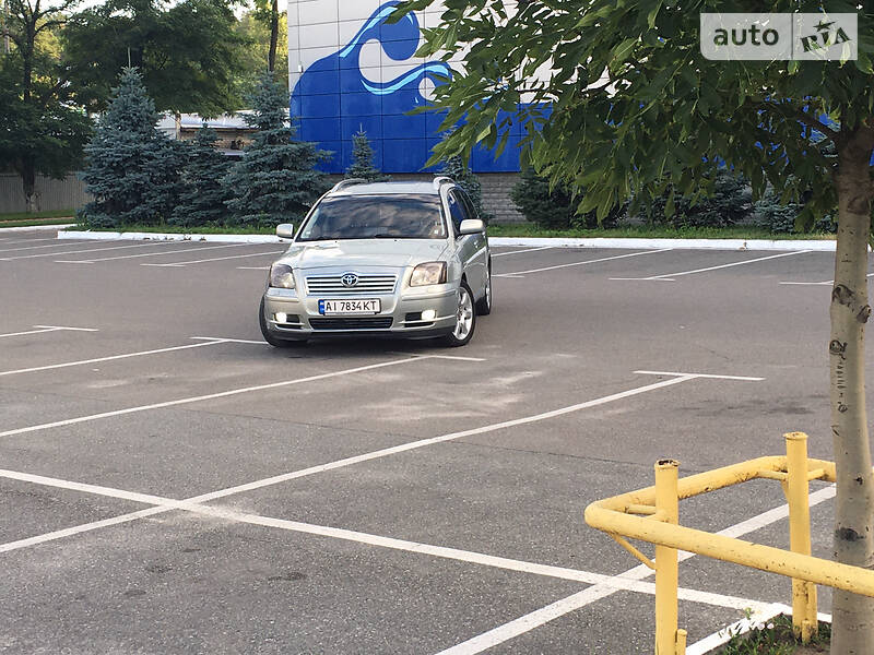Універсал Toyota Avensis 2005 в Броварах