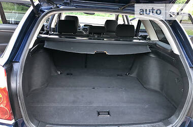 Універсал Toyota Avensis 2006 в 
