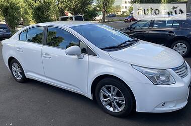 Toyota Avensis 2011