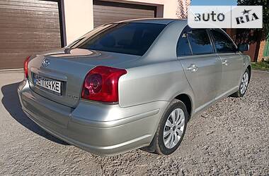 Седан Toyota Avensis 2006 в Каменском