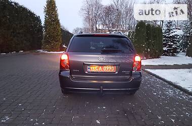 Универсал Toyota Avensis 2006 в Луцке