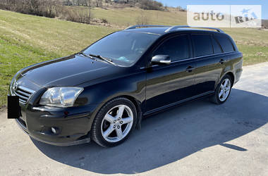 Универсал Toyota Avensis 2006 в Бродах