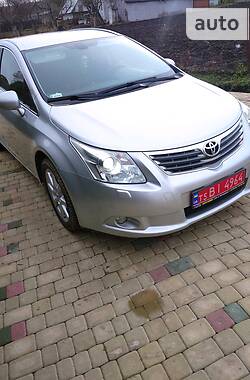 Универсал Toyota Avensis 2010 в Черновцах