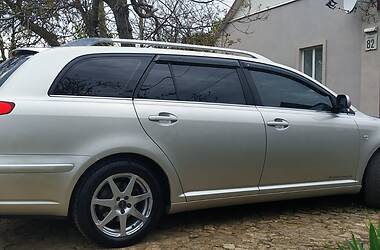 Універсал Toyota Avensis 2003 в Березівці