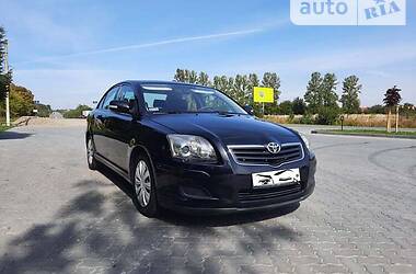 Седан Toyota Avensis 2008 в Коломиї