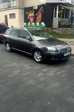 Toyota Avensis 2008